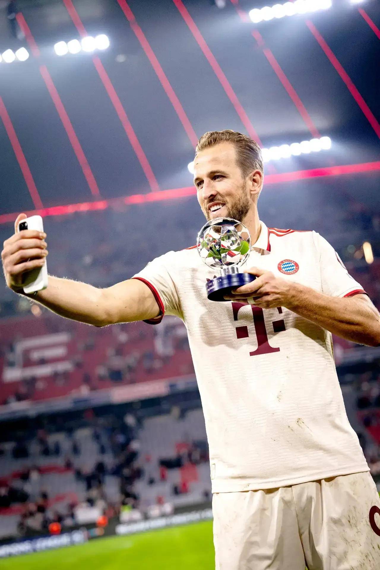 九游体育-凯恩在独行侠比赛中精彩发挥，挺进下一轮引发热议！的简单介绍